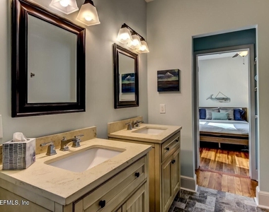 1117 Cedar Street - Photo Thumbnail 18