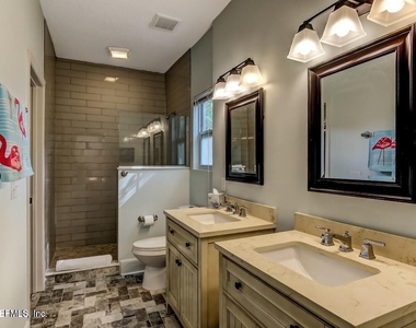 1117 Cedar Street - Photo Thumbnail 17