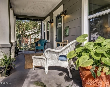 1117 Cedar Street - Photo Thumbnail 2