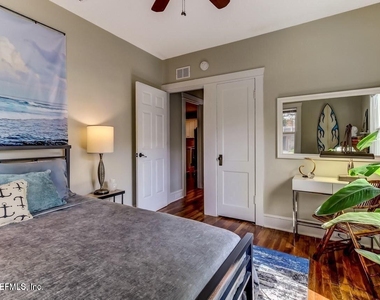 1117 Cedar Street - Photo Thumbnail 21