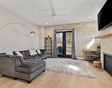 2356 Mason Drive - Photo Thumbnail 5