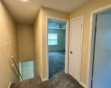 60 Masters Drive - Photo Thumbnail 6