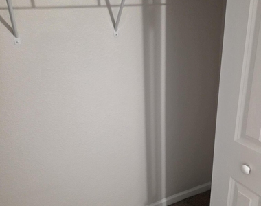 2537 Wisdom Court - Photo Thumbnail 11