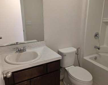 2537 Wisdom Court - Photo Thumbnail 10
