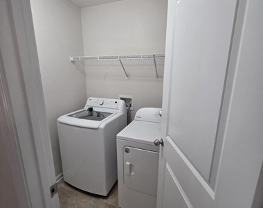 2537 Wisdom Court - Photo Thumbnail 26