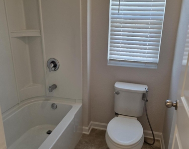 2537 Wisdom Court - Photo Thumbnail 32