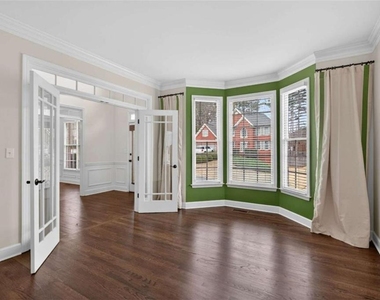 1712 Kenbrook Court - Photo Thumbnail 5