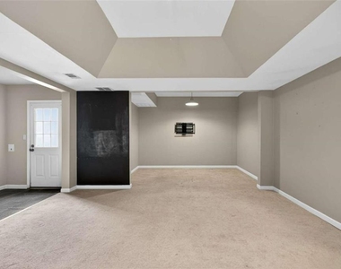 1712 Kenbrook Court - Photo Thumbnail 36