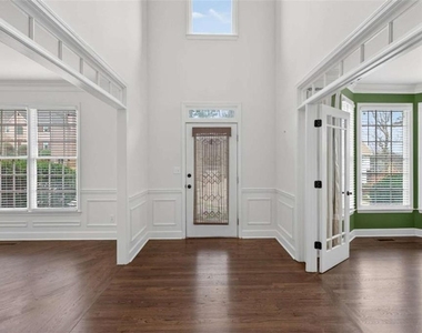 1712 Kenbrook Court - Photo Thumbnail 3