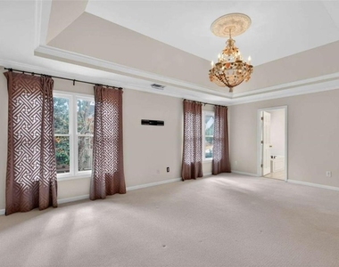 1712 Kenbrook Court - Photo Thumbnail 27