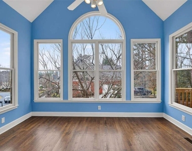 1712 Kenbrook Court - Photo Thumbnail 8