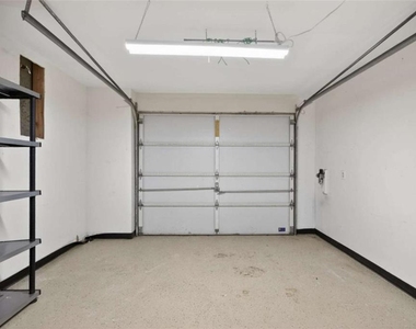 1712 Kenbrook Court - Photo Thumbnail 39