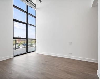 728 Waukegan Road - Photo Thumbnail 11