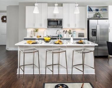 105 Rogers Street Ne - Photo Thumbnail 34