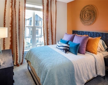 105 Rogers Street Ne - Photo Thumbnail 33