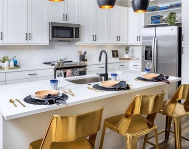 105 Rogers Street Ne - Photo Thumbnail 24