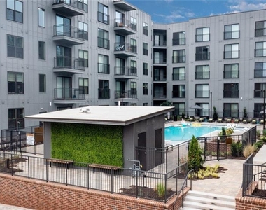 105 Rogers Street Ne - Photo Thumbnail 10