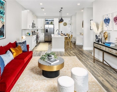 105 Rogers Street Ne - Photo Thumbnail 25