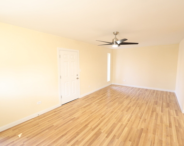 6157 W Belmont Avenue - Photo Thumbnail 2