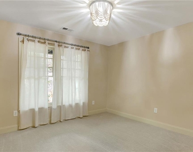 10559 Serenbe Lane - Photo Thumbnail 30
