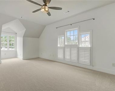10559 Serenbe Lane - Photo Thumbnail 38