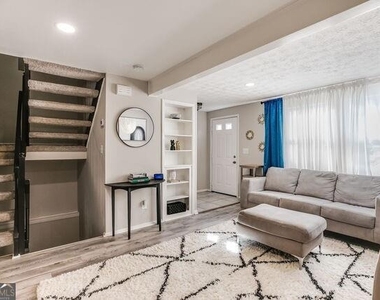 6413 Wedgewood Trace - Photo Thumbnail 5