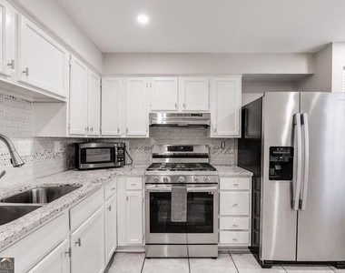 6413 Wedgewood Trace - Photo Thumbnail 6