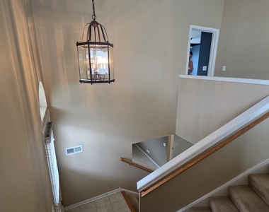 2444 Emily Lane - Photo Thumbnail 5