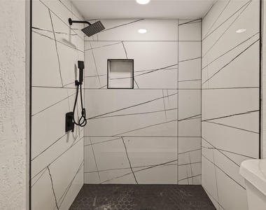 3300 Yorktown Street - Photo Thumbnail 22