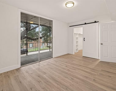 3300 Yorktown Street - Photo Thumbnail 17