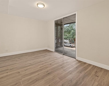 3300 Yorktown Street - Photo Thumbnail 16