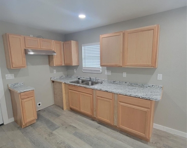 5109 Earline Street - Photo Thumbnail 1