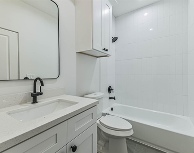 7709 Earl Rudder Way - Photo Thumbnail 22