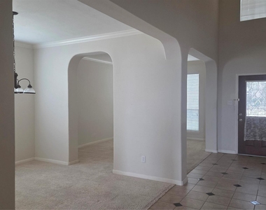 2103 Trinity Manor Lane - Photo Thumbnail 11