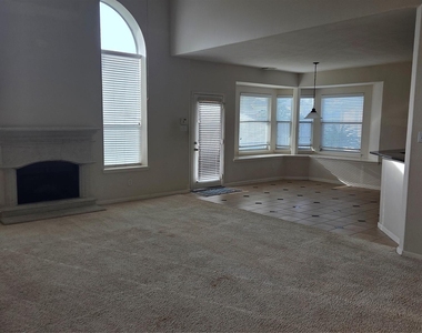 2103 Trinity Manor Lane - Photo Thumbnail 23