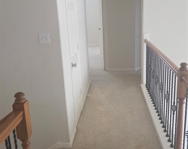 2103 Trinity Manor Lane - Photo Thumbnail 2
