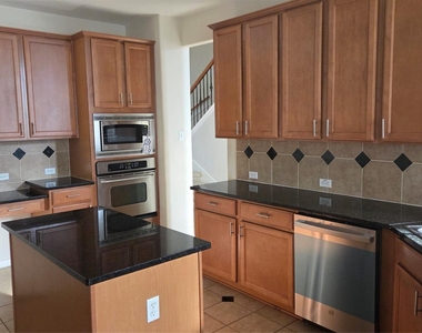 2103 Trinity Manor Lane - Photo Thumbnail 28