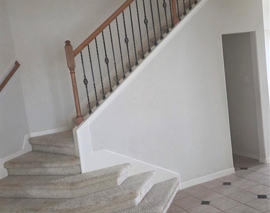 2103 Trinity Manor Lane - Photo Thumbnail 10
