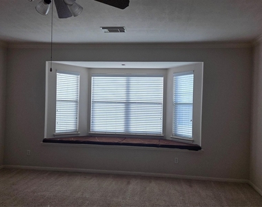 2103 Trinity Manor Lane - Photo Thumbnail 24
