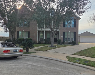 2103 Trinity Manor Lane - Photo Thumbnail 19