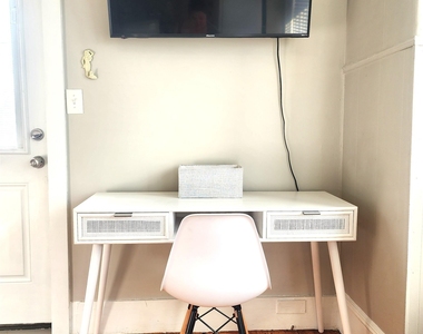 792 Grove - Photo Thumbnail 4