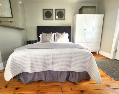 792 Grove - Photo Thumbnail 3