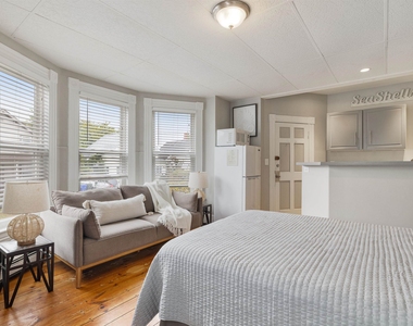 792 Grove - Photo Thumbnail 13