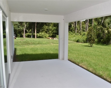 20217 Renwick Avenue - Photo Thumbnail 10