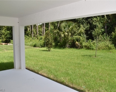 20217 Renwick Avenue - Photo Thumbnail 23