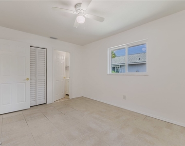 16599 Davis Road - Photo Thumbnail 17
