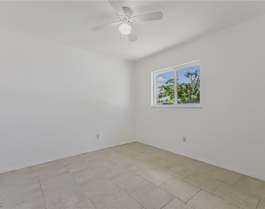 16599 Davis Road - Photo Thumbnail 20