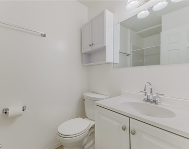 16599 Davis Road - Photo Thumbnail 18