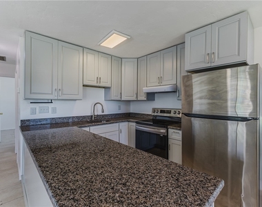 16599 Davis Road - Photo Thumbnail 12