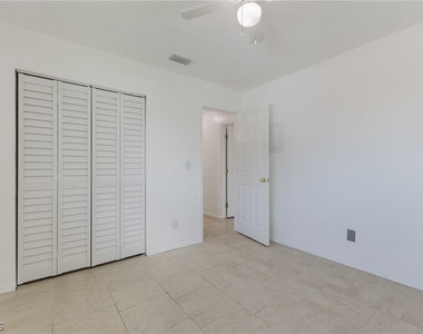 16599 Davis Road - Photo Thumbnail 21